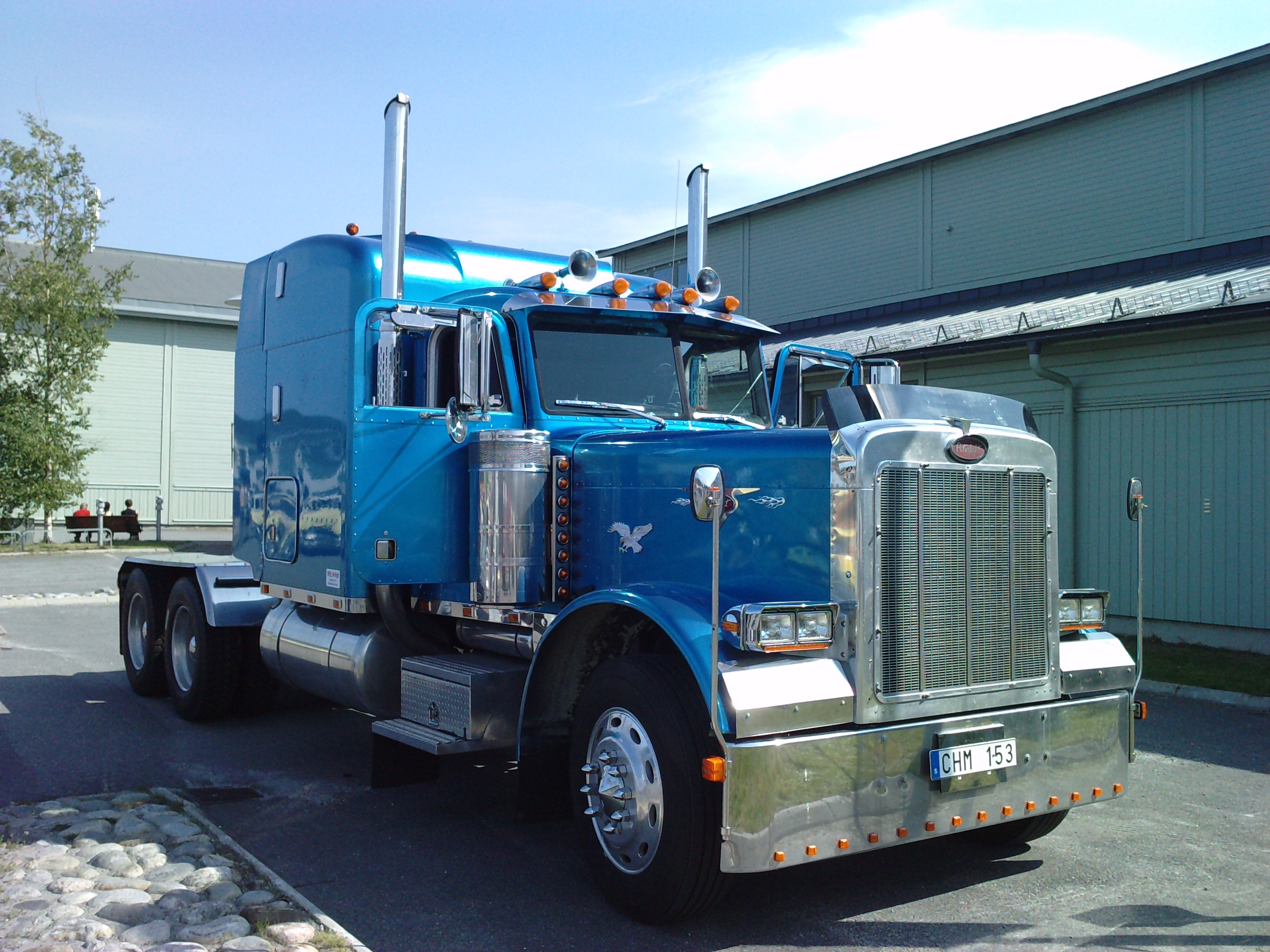 Peterbilt 379 conventional truck
